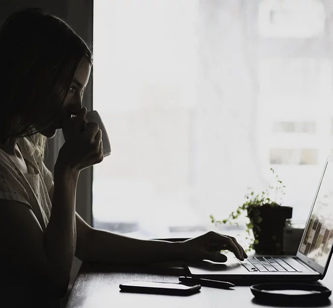 online geestelijke verzorging sessie boeken voor particulieren bij vrijgevestigd interlevensbeschouwlijk geestelijk verzorger Els Arial van de Schoot - digitaal humanistisch raadsvrouw online geestelijke verzorging sessie boeken voor particulieren bij vrijgevestigd interlevensbeschouwlijk geestelijk verzorger Els Arial van de Schoot - digitaal humanistisch raadsvrouw